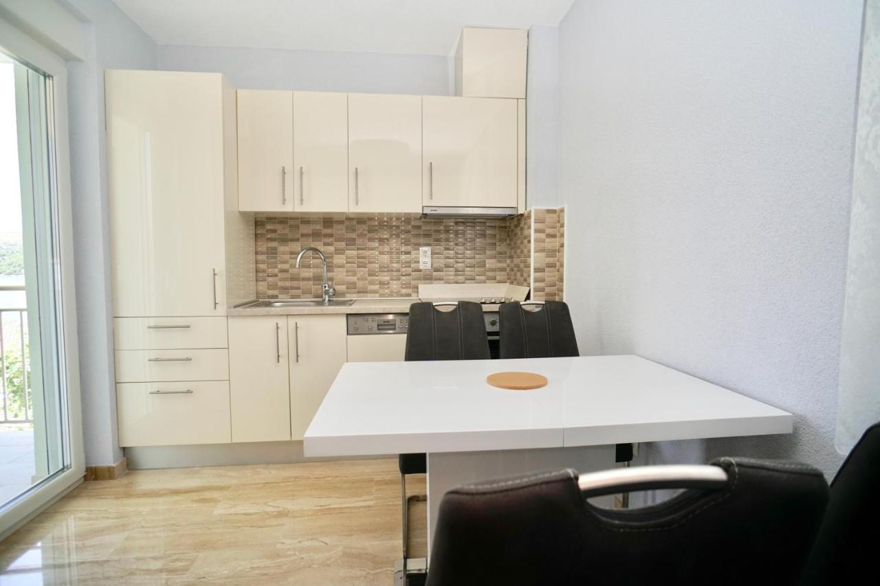 Villa Luxury Trogir เซเกต วรันยีชา ภายนอก รูปภาพ