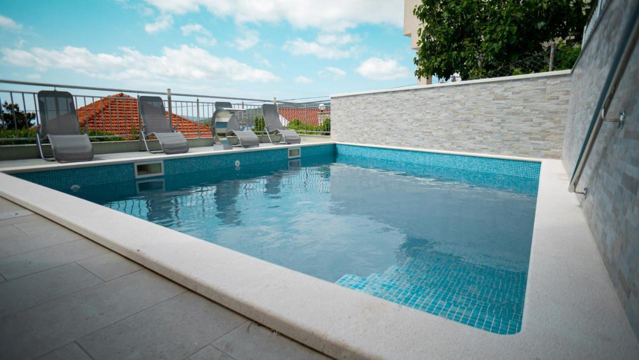Villa Luxury Trogir เซเกต วรันยีชา ภายนอก รูปภาพ